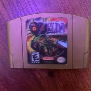 Collectors edition 3D Nintendo 64 legend of Zelda majora’s mask gold edition